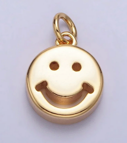 Ana Gold Smiley Face Emoji Charm