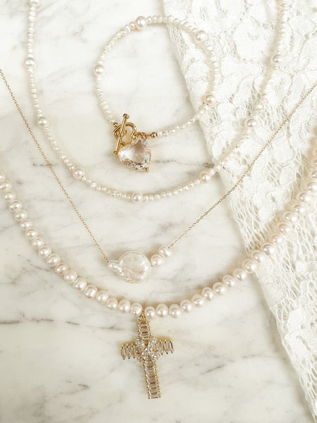 Hits Different Pearl and Diamond Cross Necklace