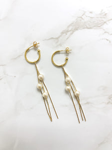 "Elizabeth" Hoops